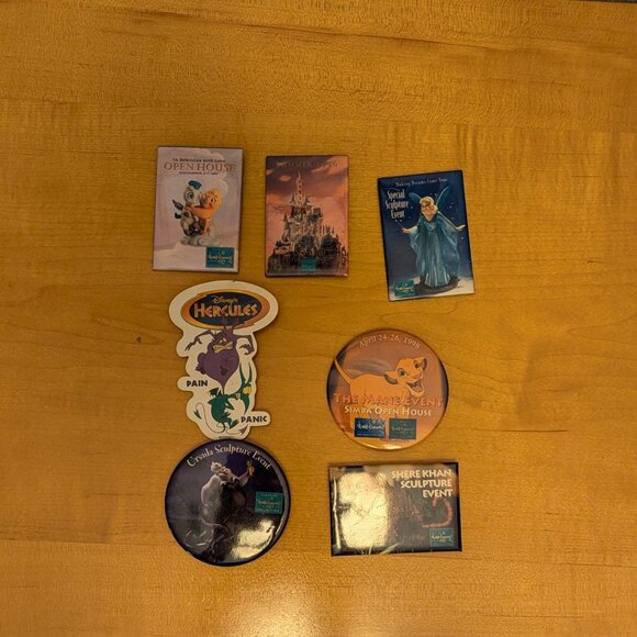 WDCC Rare Seven Walt Disney Collectable Pin Backs Vintage - Picture 2 of 10